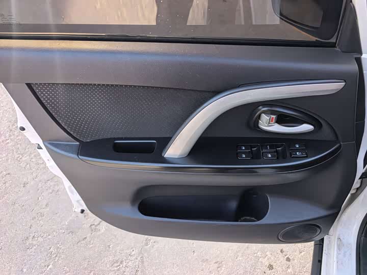 Changan CX20 2014 1.4 L IMT IV — фото 17