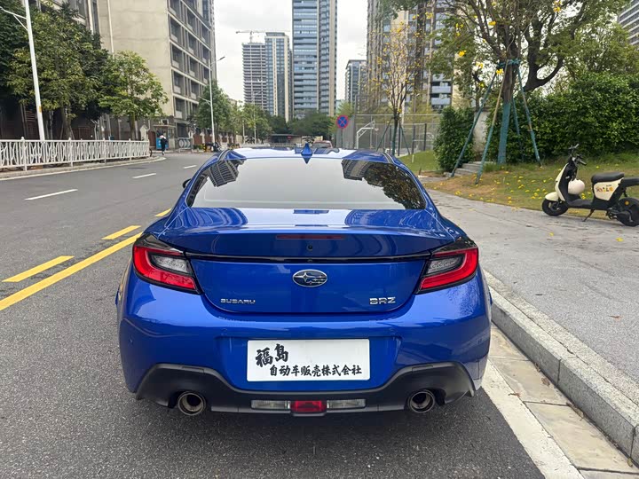Subaru BRZ 2022 2.4 L MT — фото 5