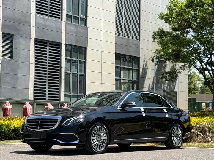 Mercedes-Benz E-Class 2020 E 300 L — фото 1