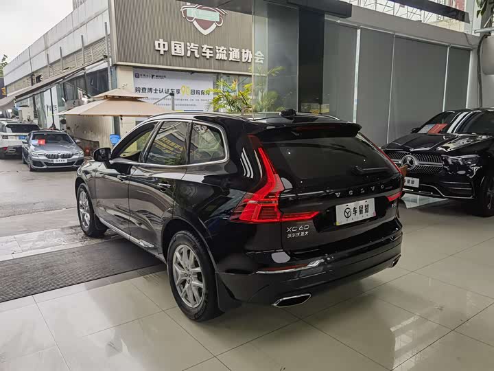 Volvo XC60 2021 T 5 4 WD — фото 14