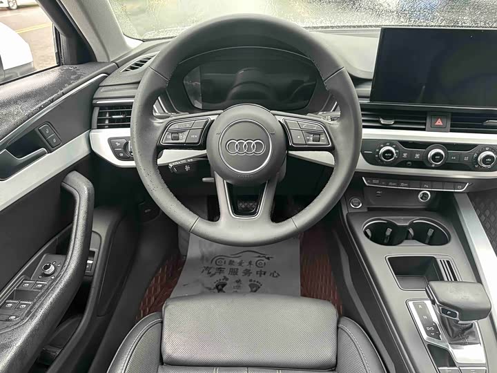 Audi A4L 2022 40 TFSI — фото 5