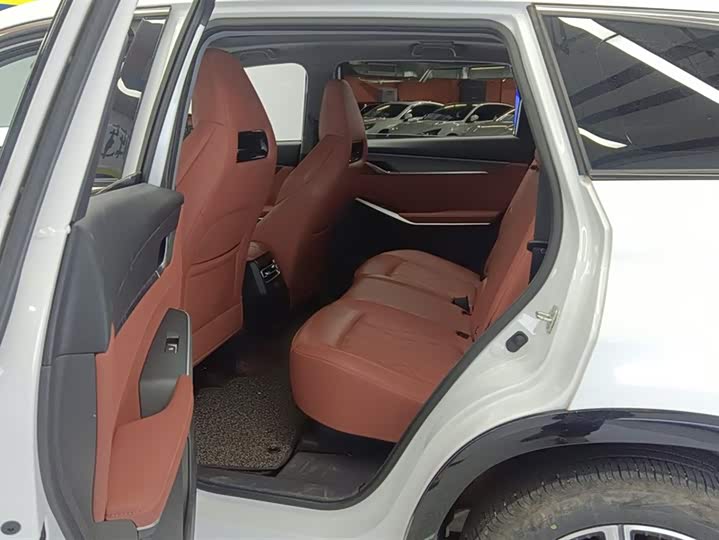 Changan CS75 PLUS 2024 1.5 T — фото 11