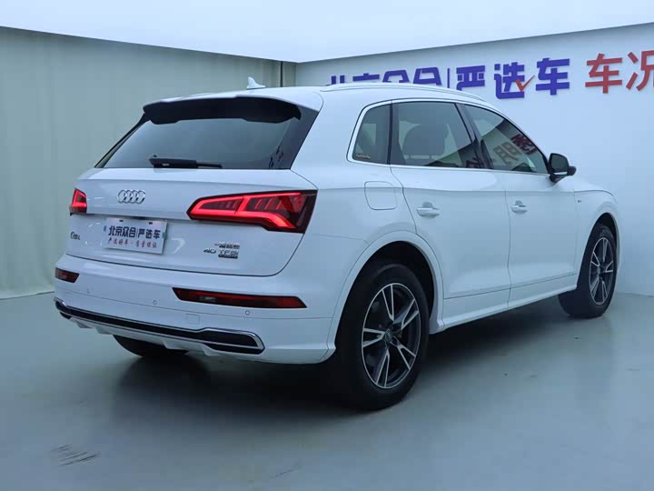 Audi Q5L 2018 40 TFSI V — фото 25