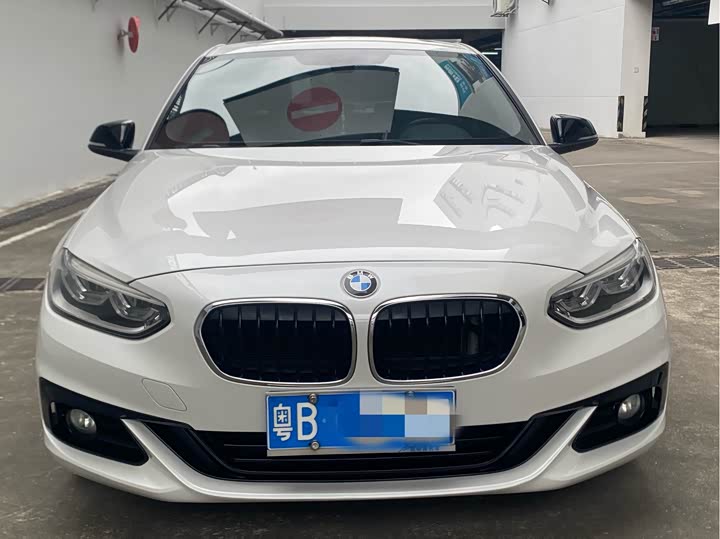 BMW 1-Series 2018 118i Sport — фото 2