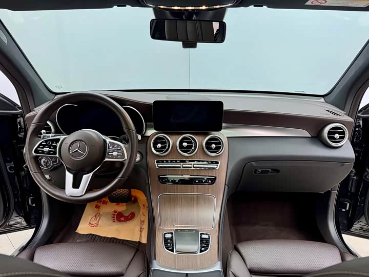 Mercedes-Benz GLC 2021 GLC 300 L 4 MATIC — фото 20