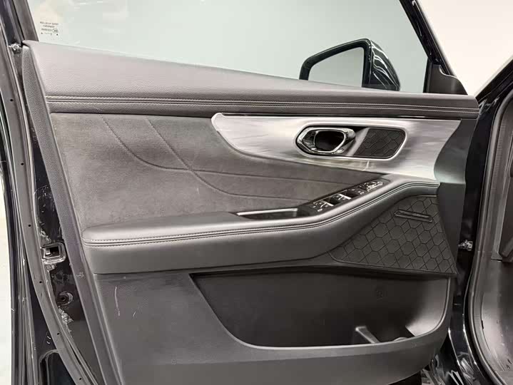 Trumpchi GS8 2022 2.0 TM 2 WD ( ) — фото 14