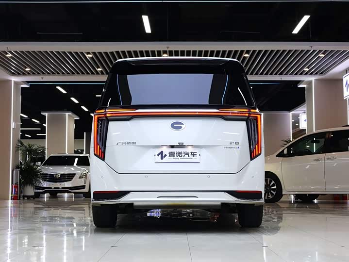 Trumpchi M8 2024 Hybrid — фото 5
