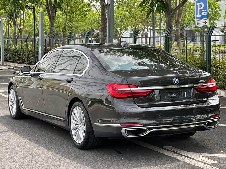 BMW 7-Series 2017 740 Li Leading — фото 4