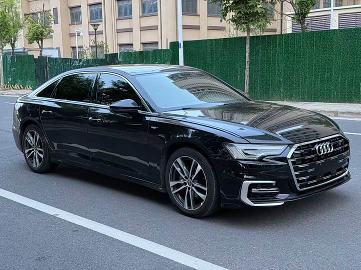Audi A6L 40 TFSI люкс-динамик — фото 3
