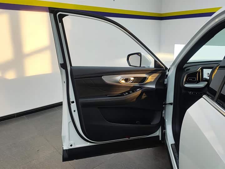 Trumpchi GS8 2025 2.0 TGDI 2 WD 5 — фото 7