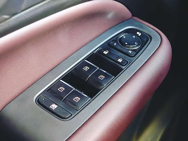 Trumpchi M6 2023 PRO 270 T DCT — фото 23