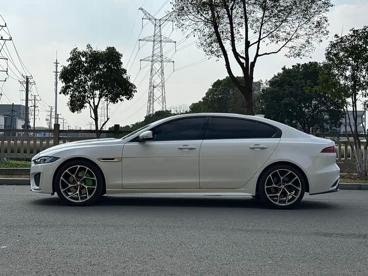 Jaguar XEL 2021 2.0 T 200 PS R-DYNAMIC — фото 4