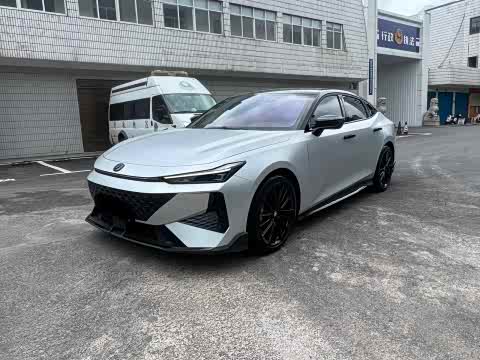 Changan UNI-V 2024 1.5 T Sport — фото 10