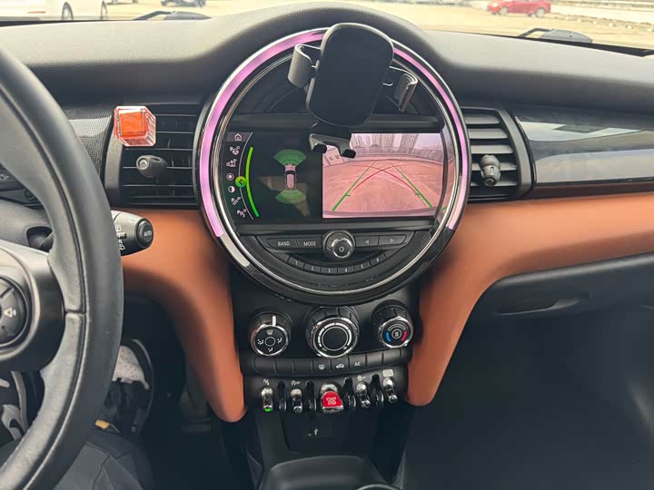 MINI Hatch — фото 12