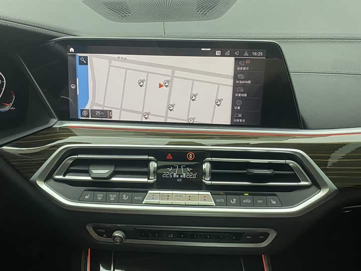 BMW X5 2019 x Drive 40i M — фото 28