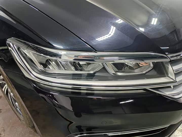 Volkswagen Phideon — фото 15
