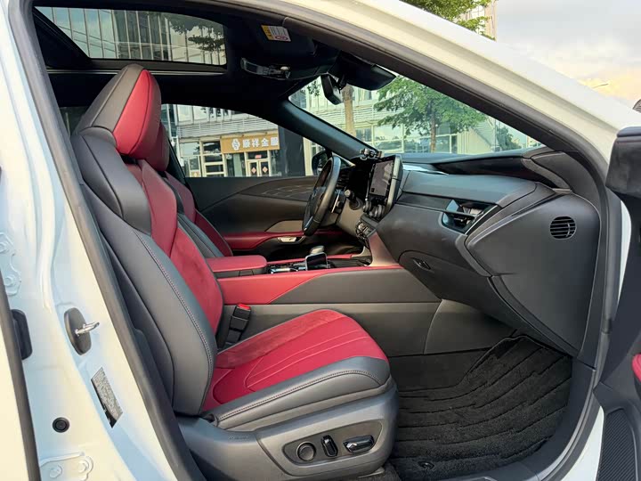 Lexus RX 2023 500h 4 WDF SPORT Performance — фото 10