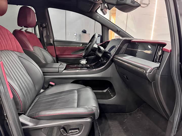 Trumpchi M8 2023 — фото 10