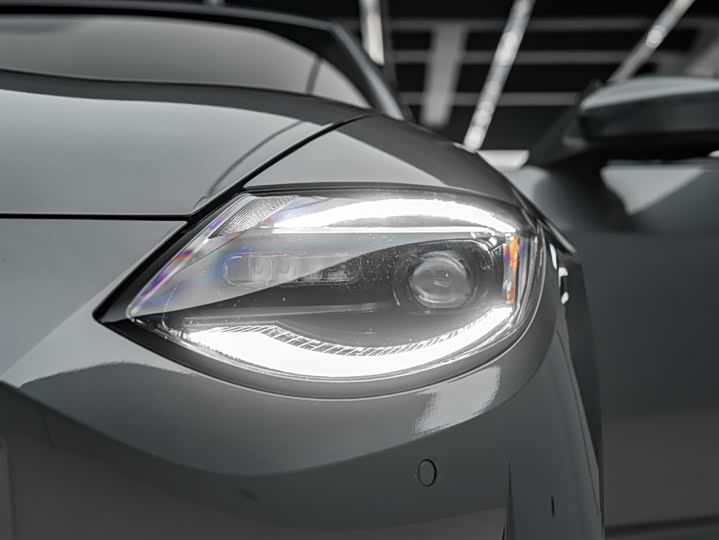 Nissan 400 Z 2023 3.0 T — фото 31