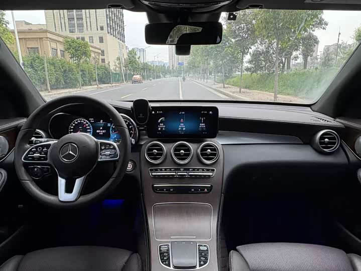 Mercedes-Benz GLC 2021 GLC 300 L 4 MATIC — фото 13