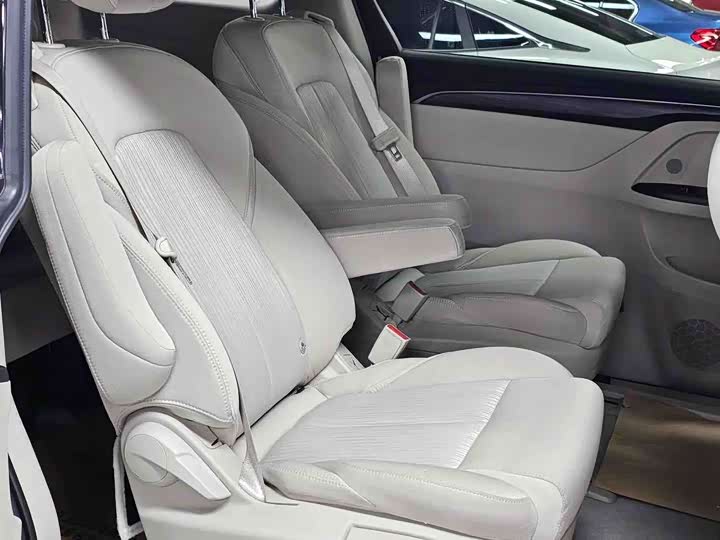 Buick GL8 2022 ES 653 T Comfort — фото 7