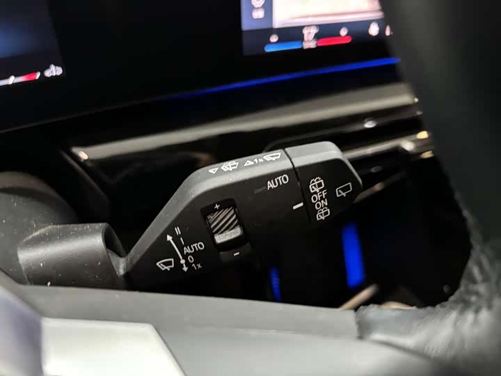 BMW X1 2023 s Drive 25 Li X — фото 15