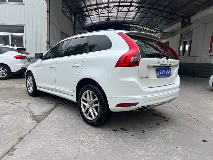Volvo XC60 2017 T 5 AWD — фото 7
