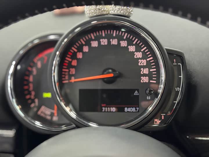 MINI Clubman — фото 18