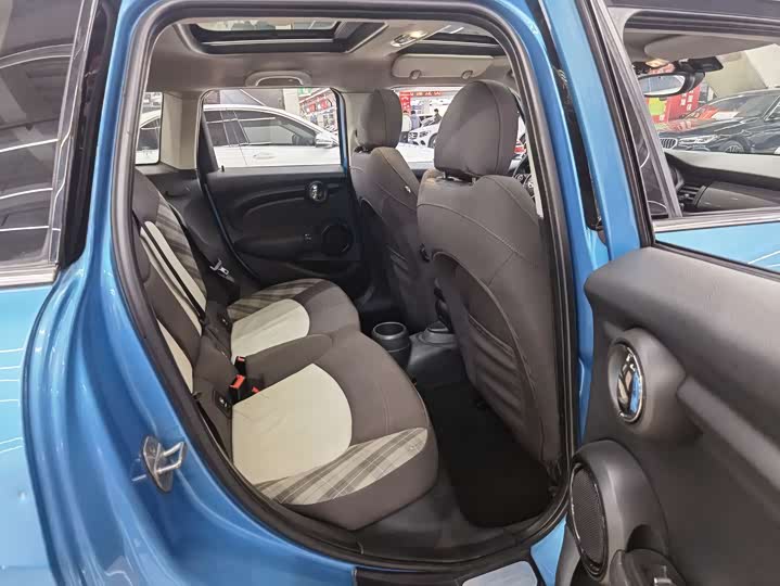 MINI Hatch — фото 10