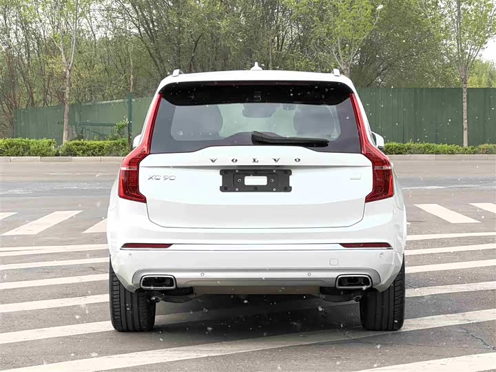Volvo XC90 Hybrid 2022 E Hybrid T 8 7 — фото 18