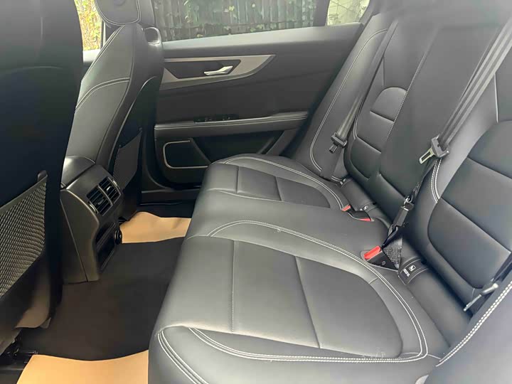 Jaguar XEL 2020 2.0 T 200 PS R-DYNAMIC S — фото 11