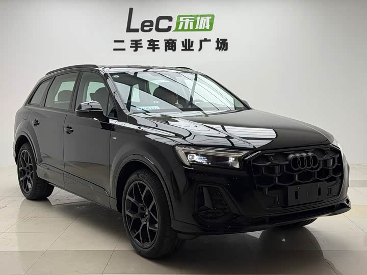 Audi Q 7 2025 45 TFSI quattro S line — фото 3