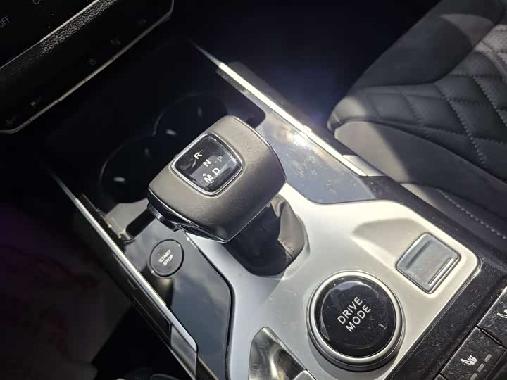 Hongqi HS5 2019 2.0 T 4 WD — фото 20