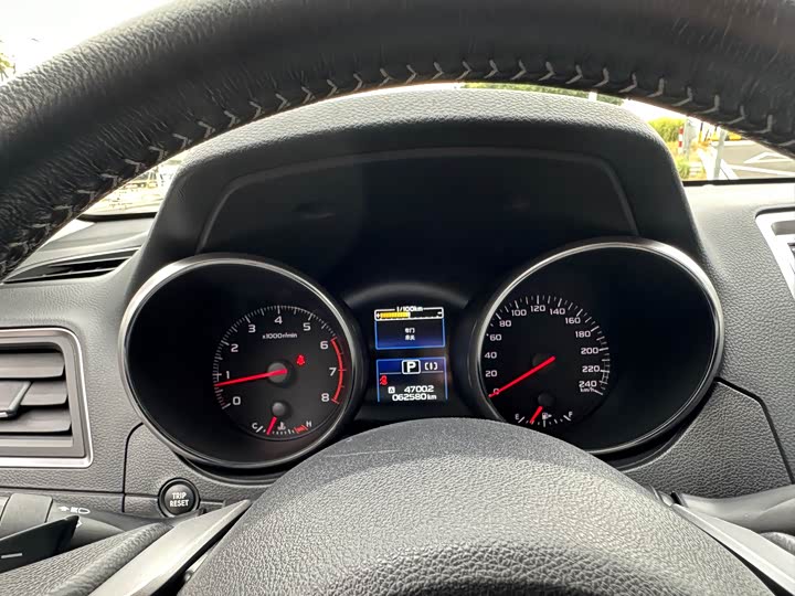 Subaru Legacy — фото 20