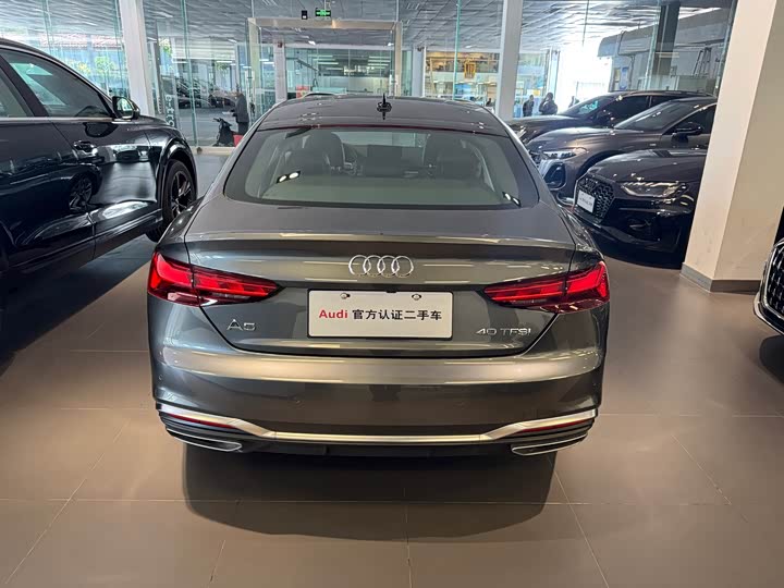 Audi A5 2024 Sportback 40 TFSI — фото 5