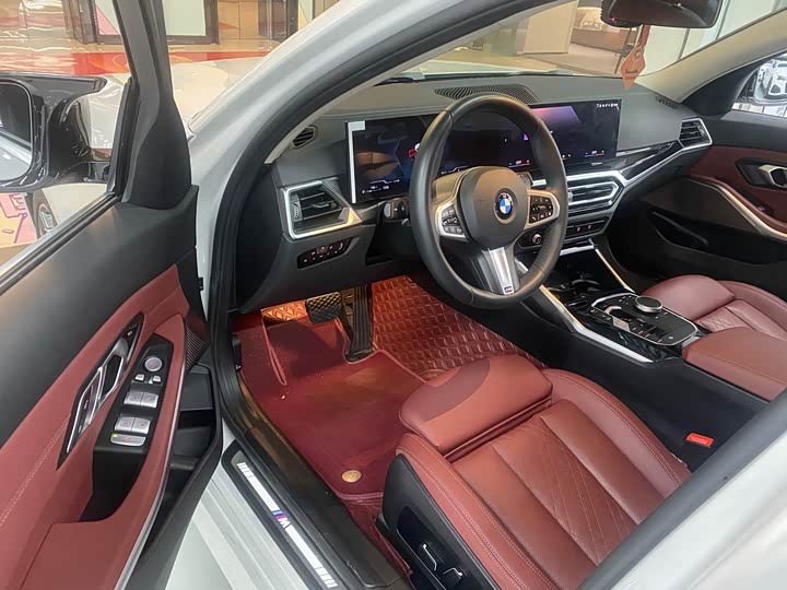 BMW 3 Series 320Li M спортпакет — фото 9