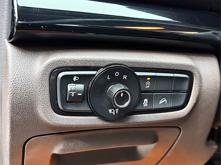 Trumpchi GS4 2015 200 T G-DCT — фото 12