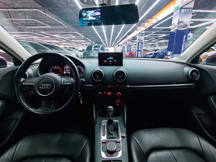 Audi A3 2016 Sportback 35 TFSI — фото 4