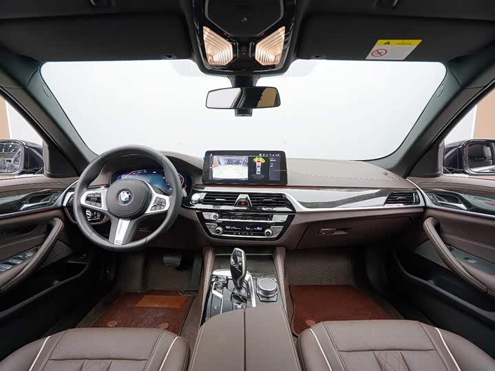BMW 5-Series 2022 525 Li M — фото 13