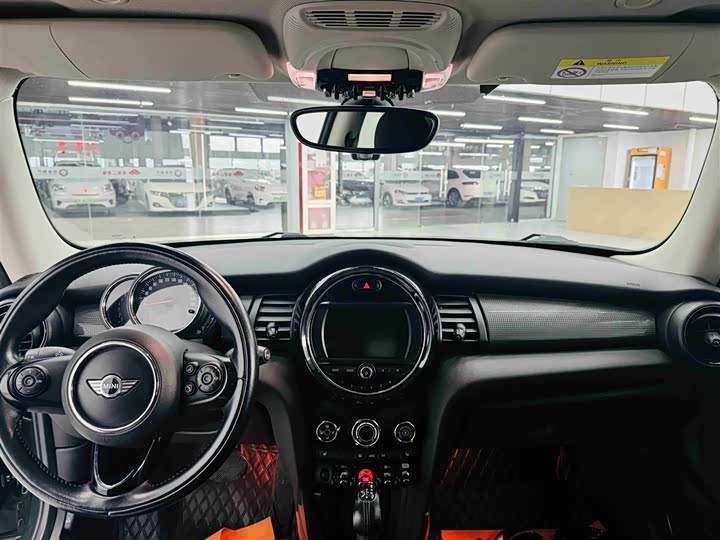 MINI Hatch — фото 19