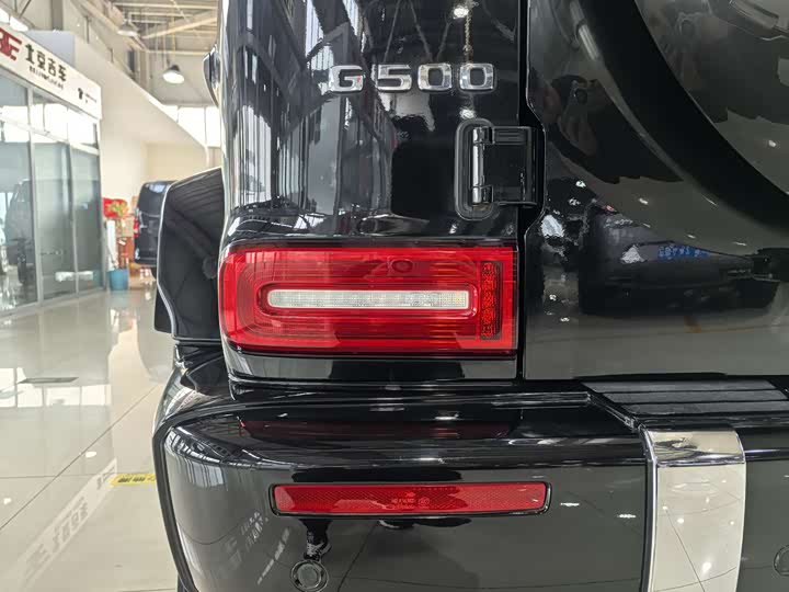 Mercedes-Benz G-Class 2019 G 500 — фото 11