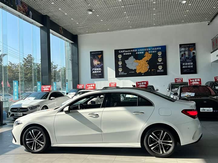 Mercedes-Benz A-Class 2023 A 200 L — фото 8