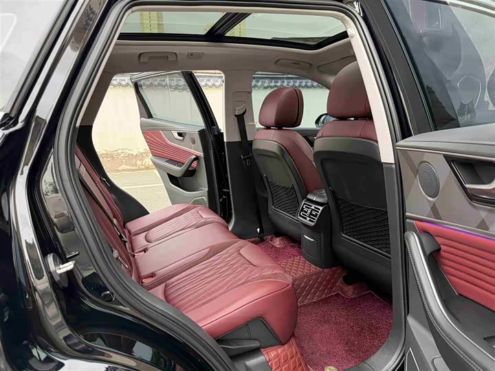 Hongqi HS5 2023 2.0 T 4 WD Pro — фото 8