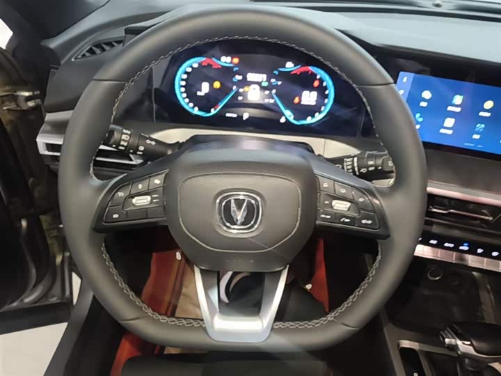 Changan CS35 PLUS 2021 NE 1.4 T DCTLuxury — фото 11