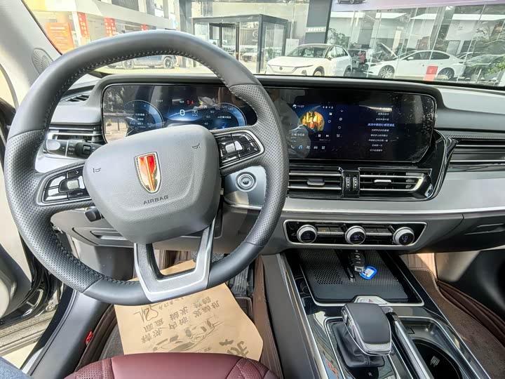 Hongqi HS5 2023 2.0 T Pro — фото 8