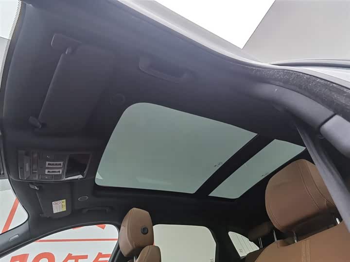 Jaguar F-PACE 2024 P 250 R-Dynamic SE — фото 14