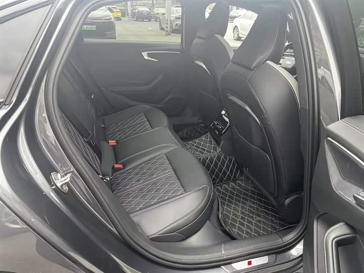 Audi A5L 2026 2.0 T Plus — фото 8