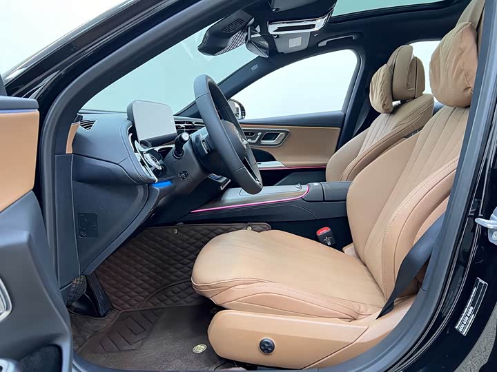 Mercedes-Benz E-Class 2024 E 300 L Luxury — фото 13