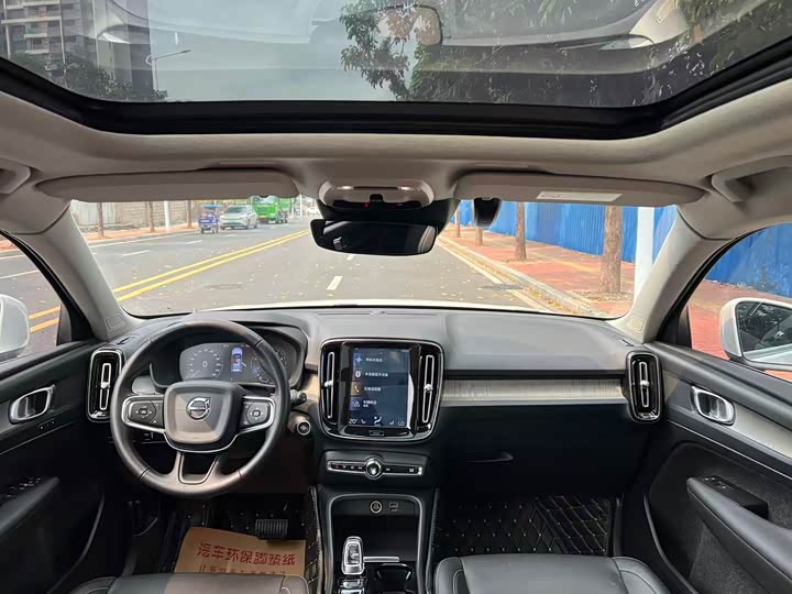 Volvo XC40 2020 T 4 WD — фото 7