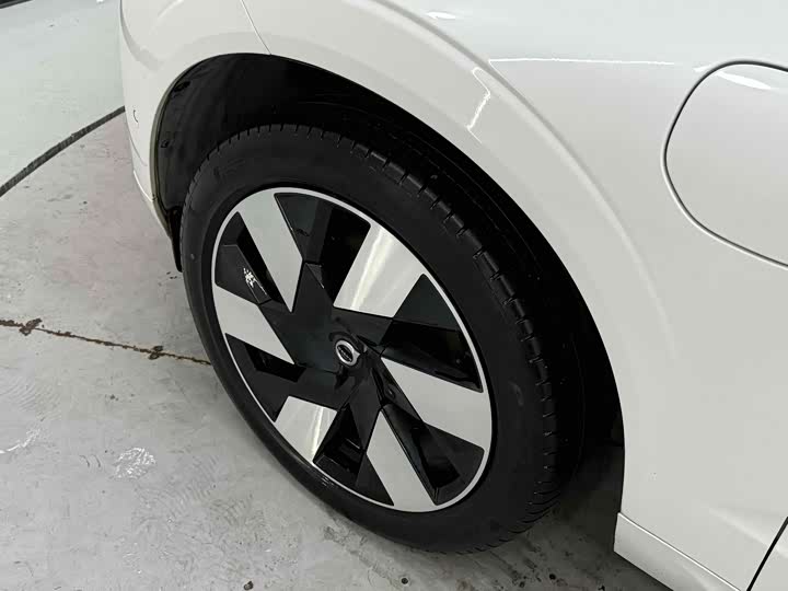 Volvo XC60 Hybrid 2024 T 8 PHEV 4 WD — фото 20
